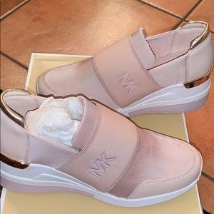 Felix canvas and leather trainer Clearance